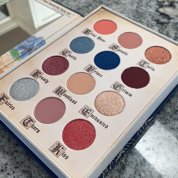 STORYBOOK COSMETICS Brand New Little Briar Rose Eyeshadow Palette - Picture 2 of 7